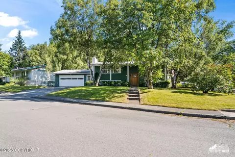 1700 Amherst Ct, Anchorage, AK 99508