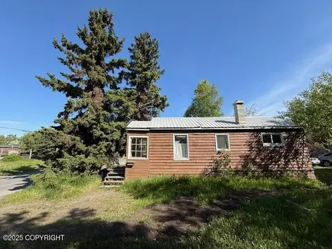 1231 B St, Anchorage, AK 99501