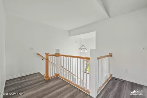 Entry Way - 3827 Hampton Dr, Anchorage, AK 99504 photo 3 of 4