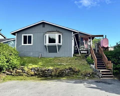 1614 Selief Ln, Kodiak, AK 99615