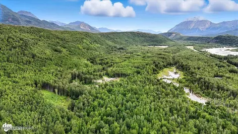 13630 E Kings River Dr, Sutton, AK 99674 photo 16