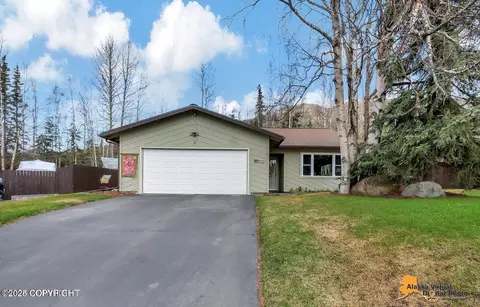 9927 Afognak Cir, Eagle River, AK 99577