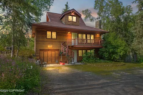 5427 Wild Mountain Dr, Eagle River, AK 99577