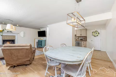 Dining - 9223 Elgin Cir, Anchorage, AK 99502 photo 1 of 1