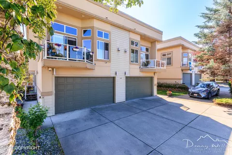 140 W 10th Ave # 9, Anchorage, AK 99501