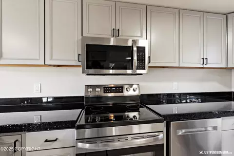 6600 E 8th Ave, Anchorage, AK 99504 photo 15