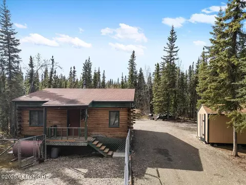 125 Boaters Ln, Fairbanks, AK 99709