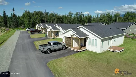 3380 N Mara Lee Cir, Wasilla, AK 99654
