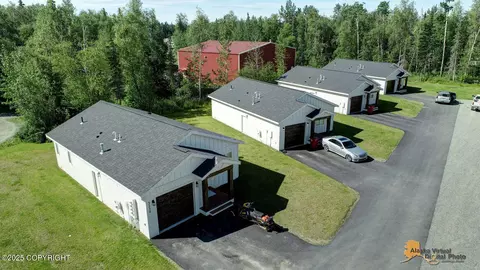 3330 N Mara Lee Cir, Wasilla, AK 99654