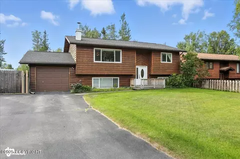 4041 Coventry Dr, Anchorage, AK 99507