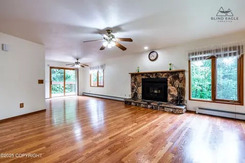 Living - 25220 Schaff Dr, Chugiak, AK 99567 photo 3 of 6