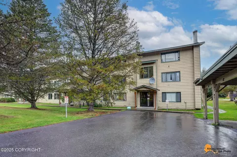 305 Donna Dr # 38, Anchorage, AK 99504