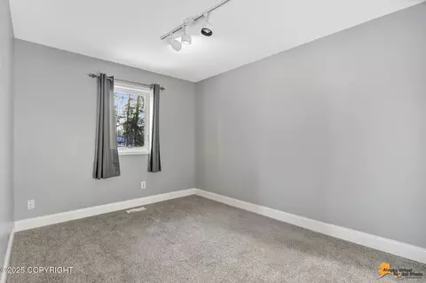 7410 E 4th Ave, Anchorage, AK 99504 photo 29