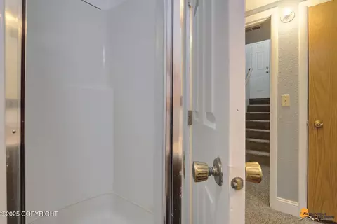 7410 E 4th Ave, Anchorage, AK 99504 photo 34