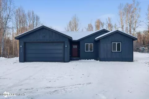 9174 S Starlight Ln, Wasilla, AK 99623
