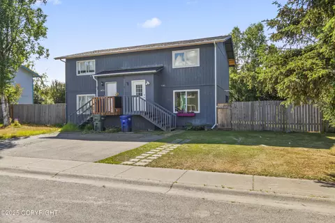 8040 Evans Cir, Anchorage, AK 99507