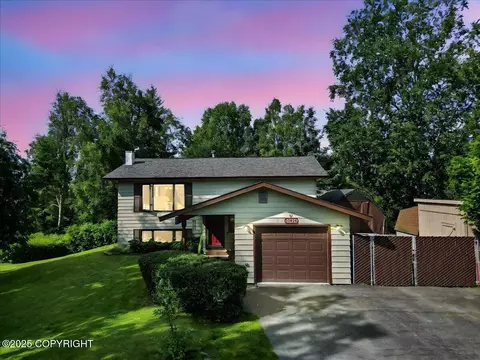 10826 Goodpaster Cir, Eagle River, AK 99577