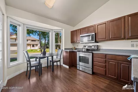 Kitchen - 10515 Spindrift Loop, Anchorage, AK 99515 photo 4 of 9