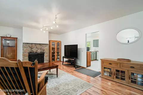 18107 Kantishna Dr, Eagle River, AK 99577 photo 5