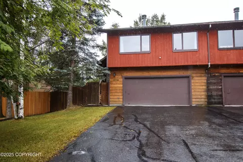 18716 N Lowrie Loop, Eagle River, AK 99577