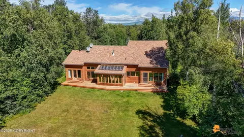 720 W Selina Ln, Wasilla, AK 99654