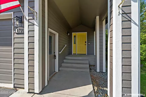 8756 Inyo Cir, Eagle River, AK 99577 photo 6