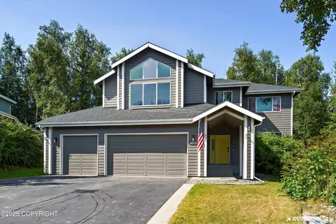 8756 Inyo Cir, Eagle River, AK 99577