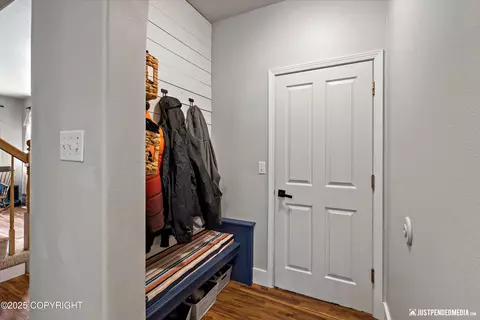 8756 Inyo Cir, Eagle River, AK 99577 photo 28