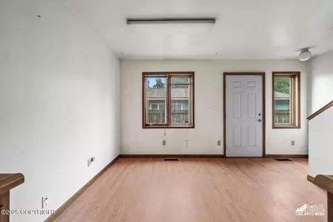 917 E 45th Ct, Anchorage, AK 99503 photo 33