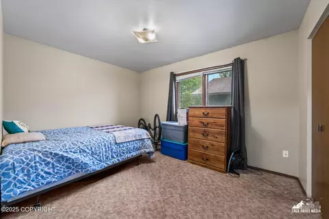 917 E 45th Ct, Anchorage, AK 99503 photo 18