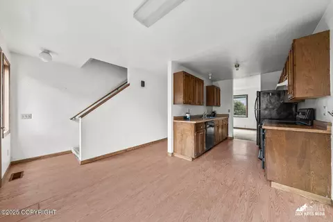917 E 45th Ct, Anchorage, AK 99503 photo 34
