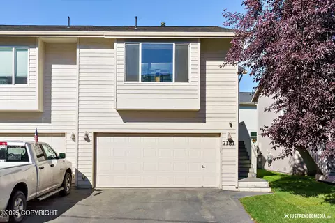 7181 Fairweather Park Loop, Anchorage, AK 99518