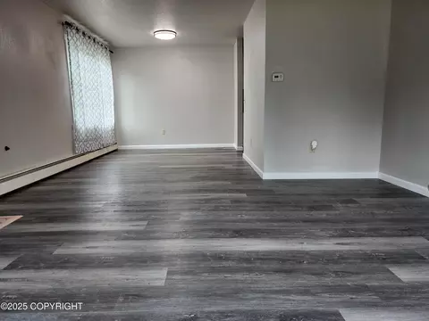 Living - 83018303 E 36th Ave, Anchorage, AK 99504 photo 1 of 4