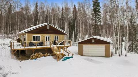 1245 Vixon Way, Fairbanks, AK 99712