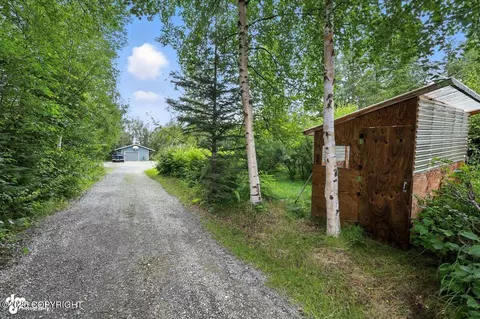 7501 E Sarasota Dr, Wasilla, AK 99654