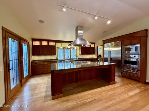 3506 Wingate Cir, Anchorage, AK 99508