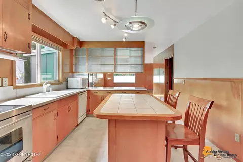 Kitchen - 129 E 11th Ave, Anchorage, AK 99501 photo 4 of 5