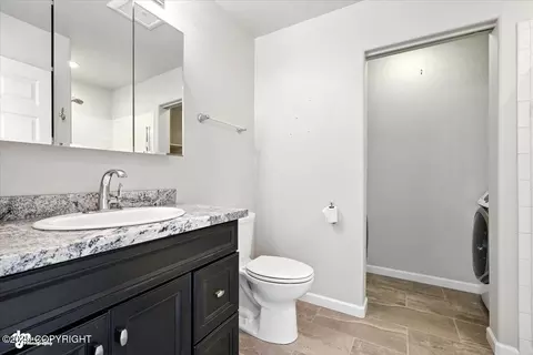 Bath - 5616 E Beaver Ave # E, Wasilla, AK 99654 photo 3 of 4