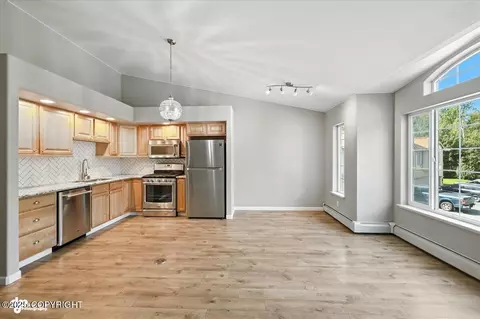 Living - 5616 E Beaver Ave # E, Wasilla, AK 99654 photo 4 of 9