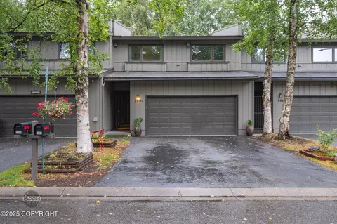 7805 Highlander Dr, Anchorage, AK 99518