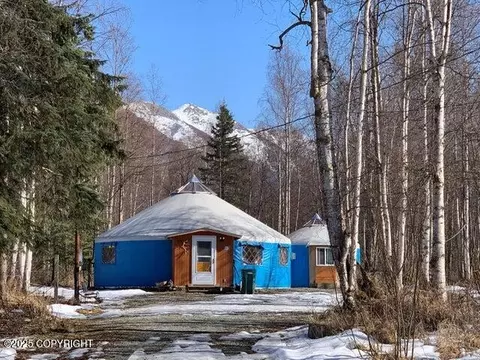 Exterior - 20607 Crabtree St, Chugiak, AK 99567 photo 2 of 2