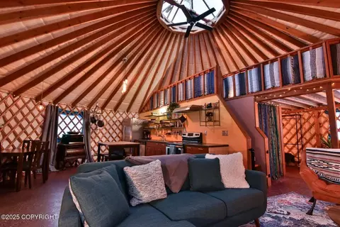 Living - 20607 Crabtree St, Chugiak, AK 99567 photo 1 of 3