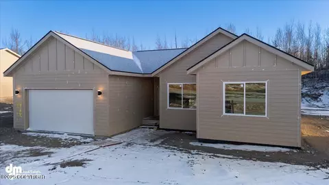 2211 S Skyward View Cir, Palmer, AK 99645