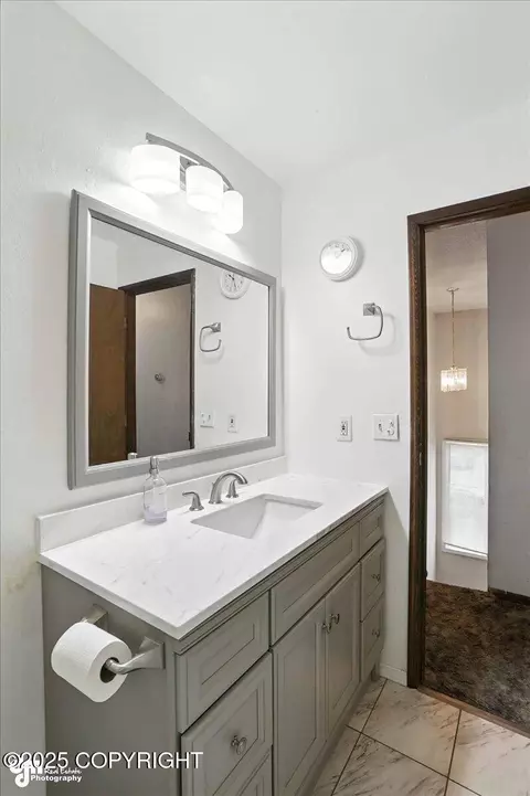 Bath - 6017 E 12th Ave, Anchorage, AK 99504 photo 2 of 3