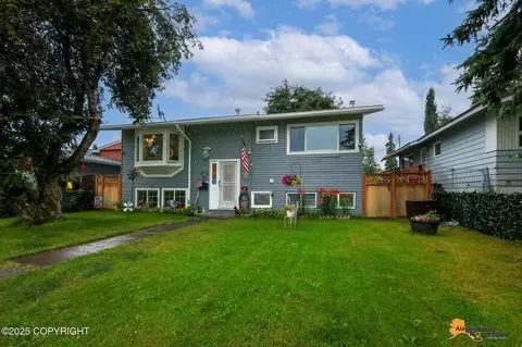 832 N Park St, Anchorage, AK 99508