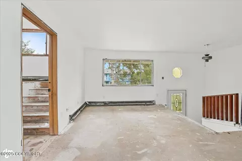 6341 E 16th Ave, Anchorage, AK 99504 photo 10