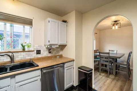 16209 Copper Mountain Cir, Eagle River, AK 99577 photo 9