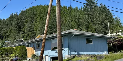 203 3rd St, Wrangell, AK 99929