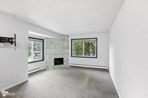 Living - 751 High View Dr, Anchorage, AK 99515 photo 1 of 4