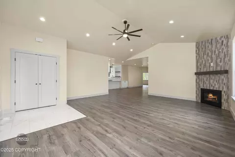 Living - 7254 E Riparian Loop, Palmer, AK 99645 photo 3 of 14